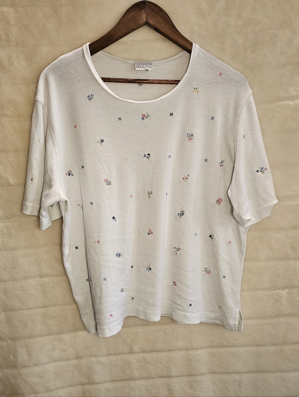 Kovet Francesca Vintage Cream Floral Embroidered Tee